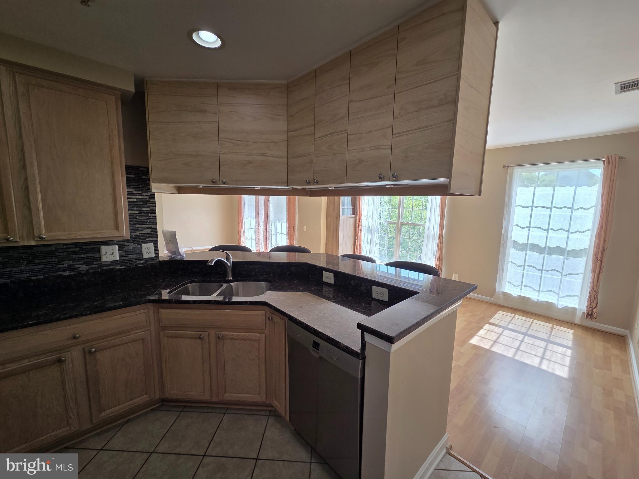 FALLSGROVE - Residential Lease