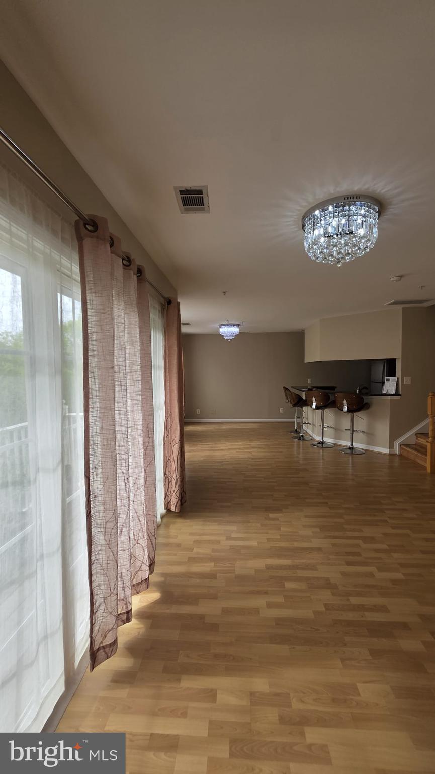 FALLSGROVE - Residential Lease