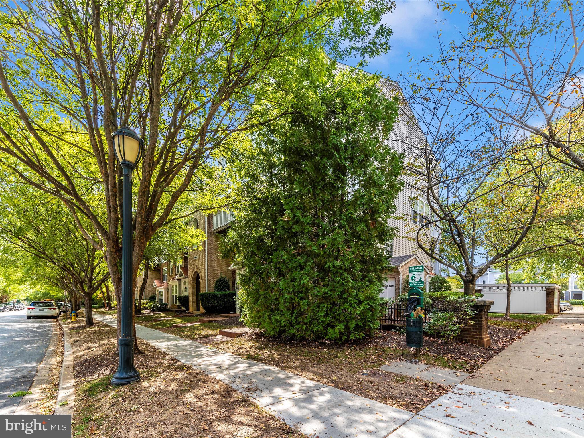 FALLSGROVE - Residential Lease