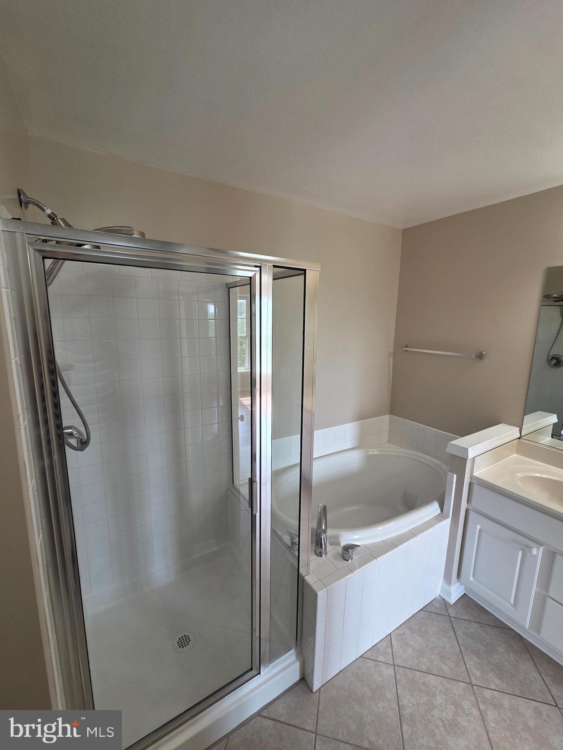 FALLSGROVE - Residential Lease