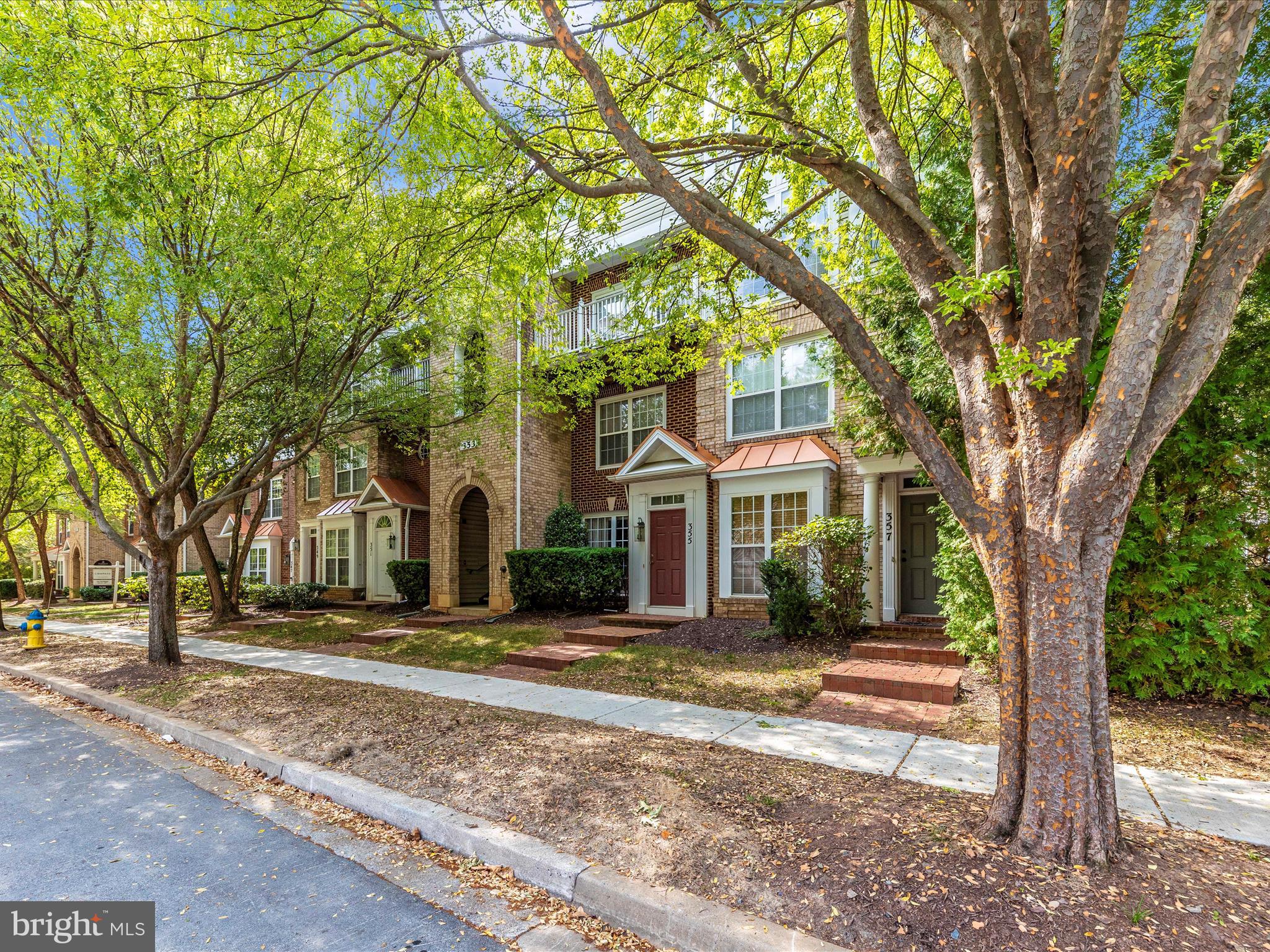 FALLSGROVE - Residential Lease