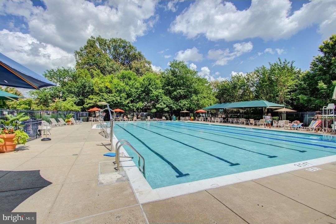 FALLSGROVE - Residential Lease