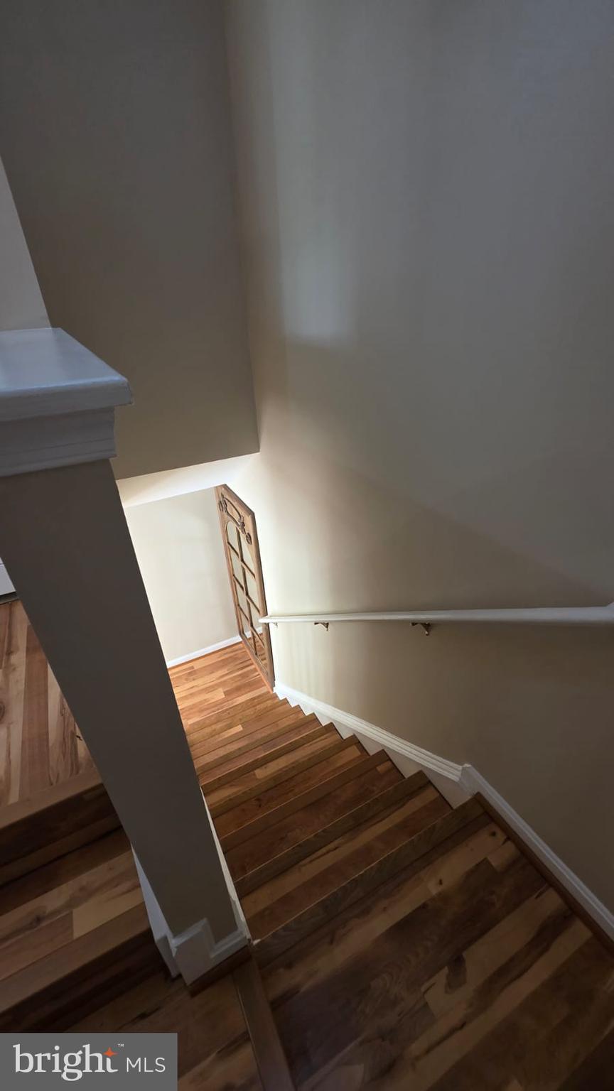 FALLSGROVE - Residential Lease