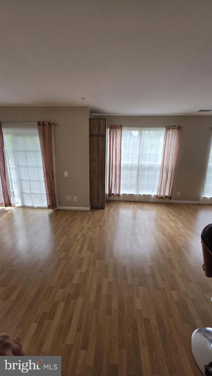 FALLSGROVE - Residential Lease