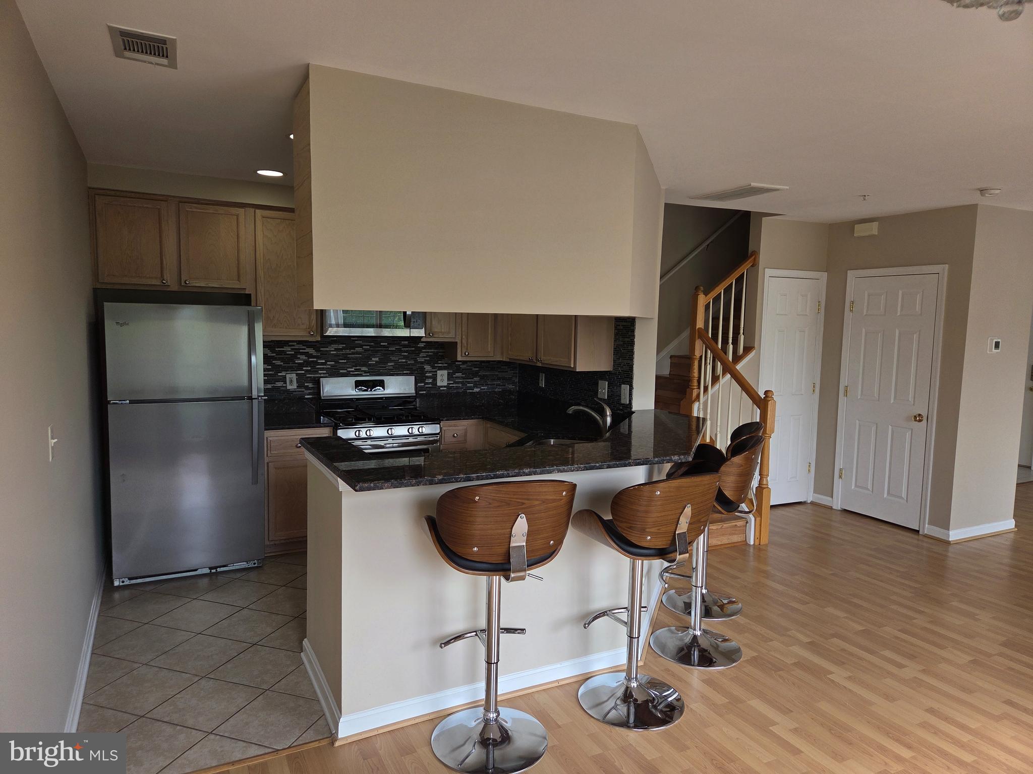 FALLSGROVE - Residential Lease