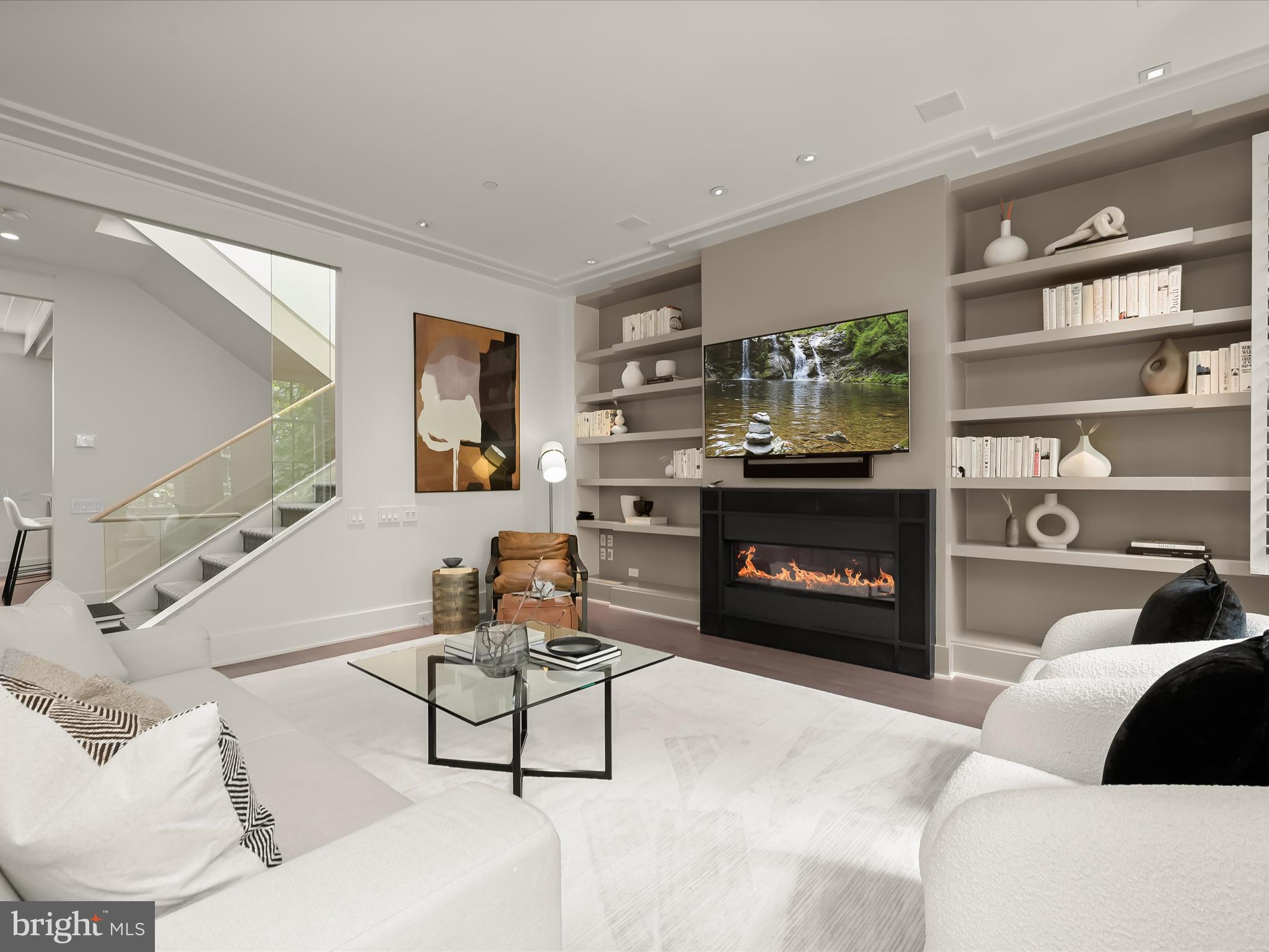 GEORGETOWN - Residential