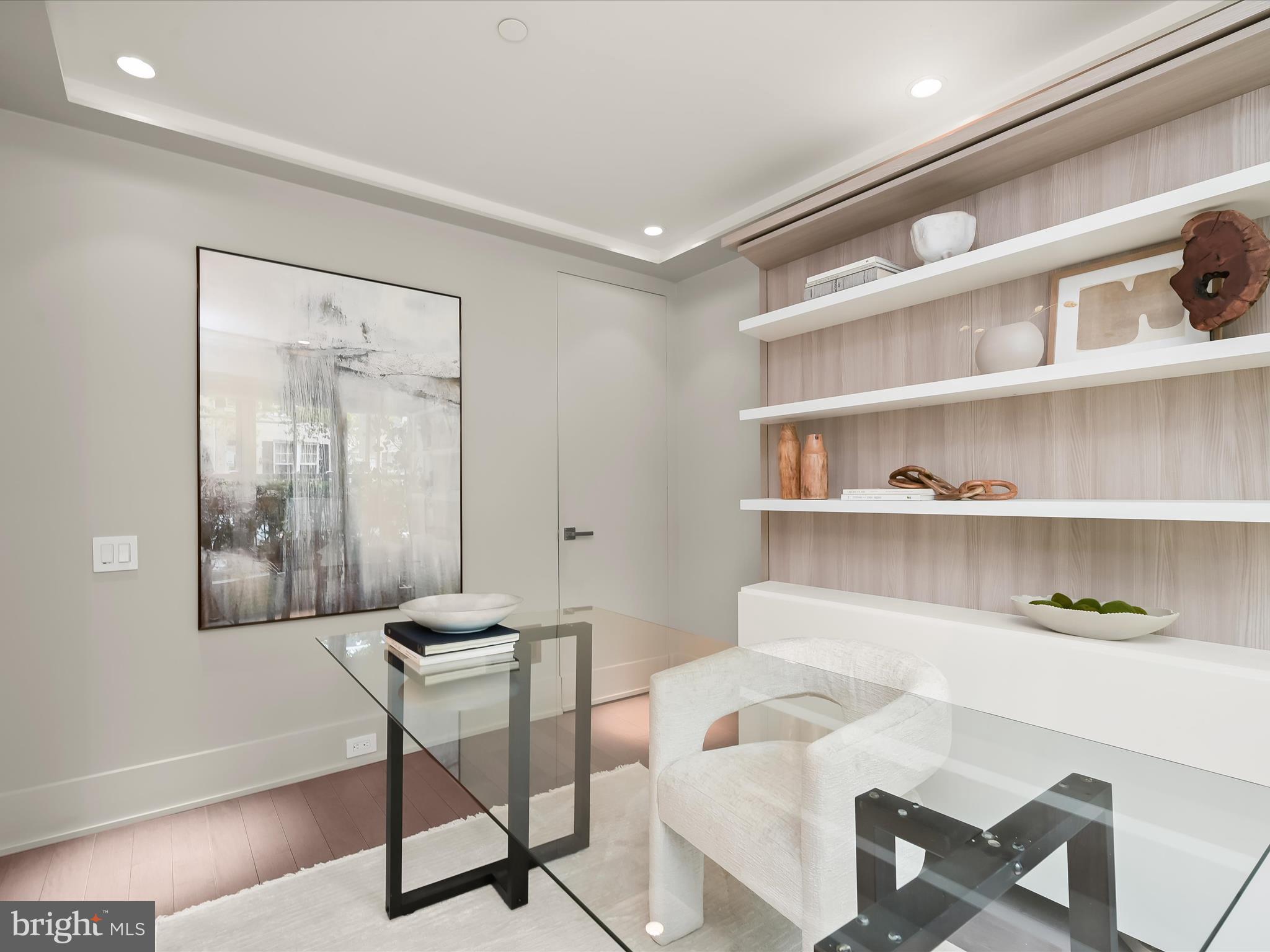 GEORGETOWN - Residential