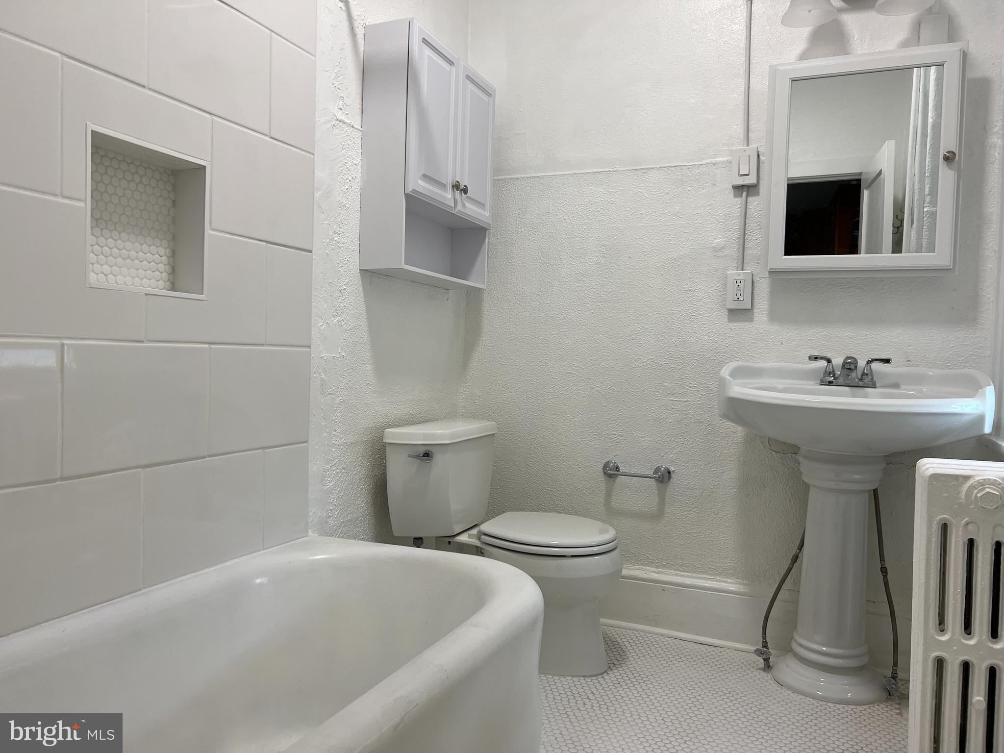 000 - Residential Lease