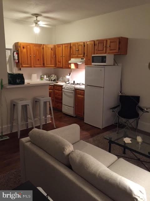 000 - Residential Lease