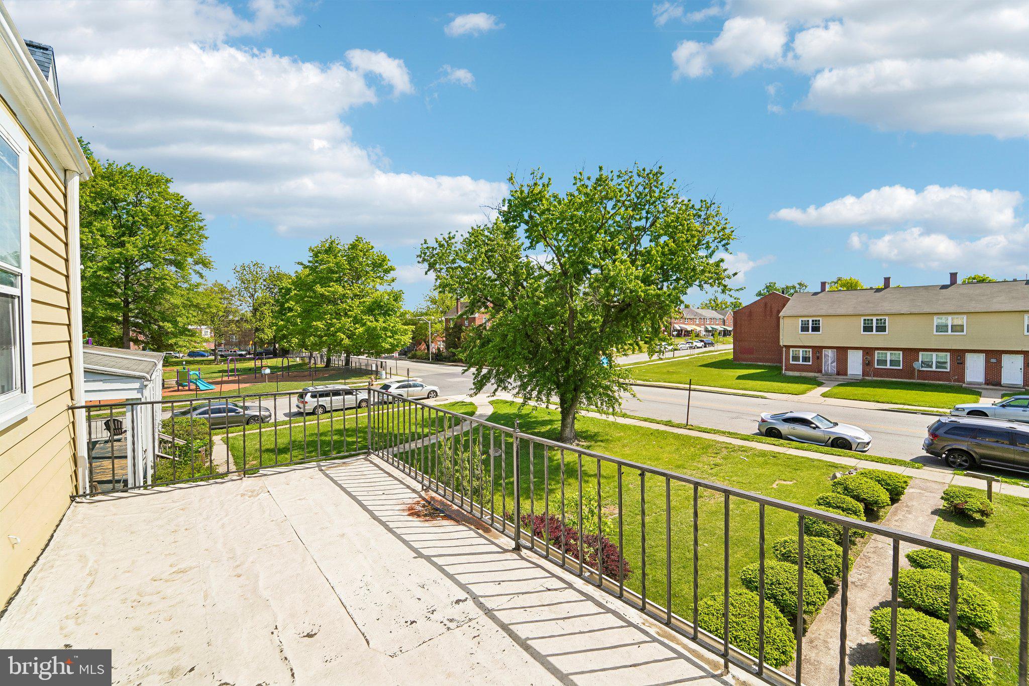 DOLFIELD - Residential Income