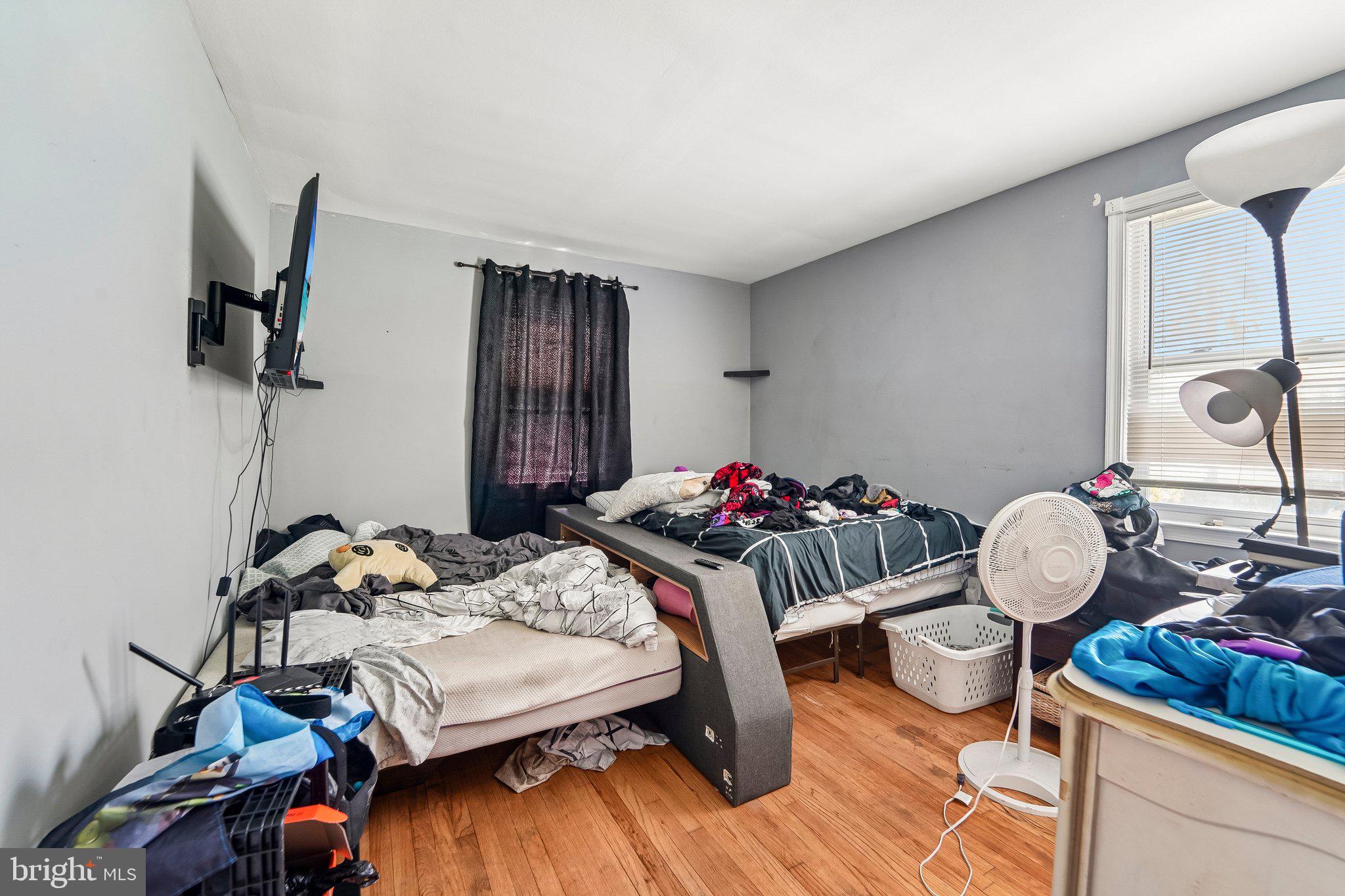 DOLFIELD - Residential Income