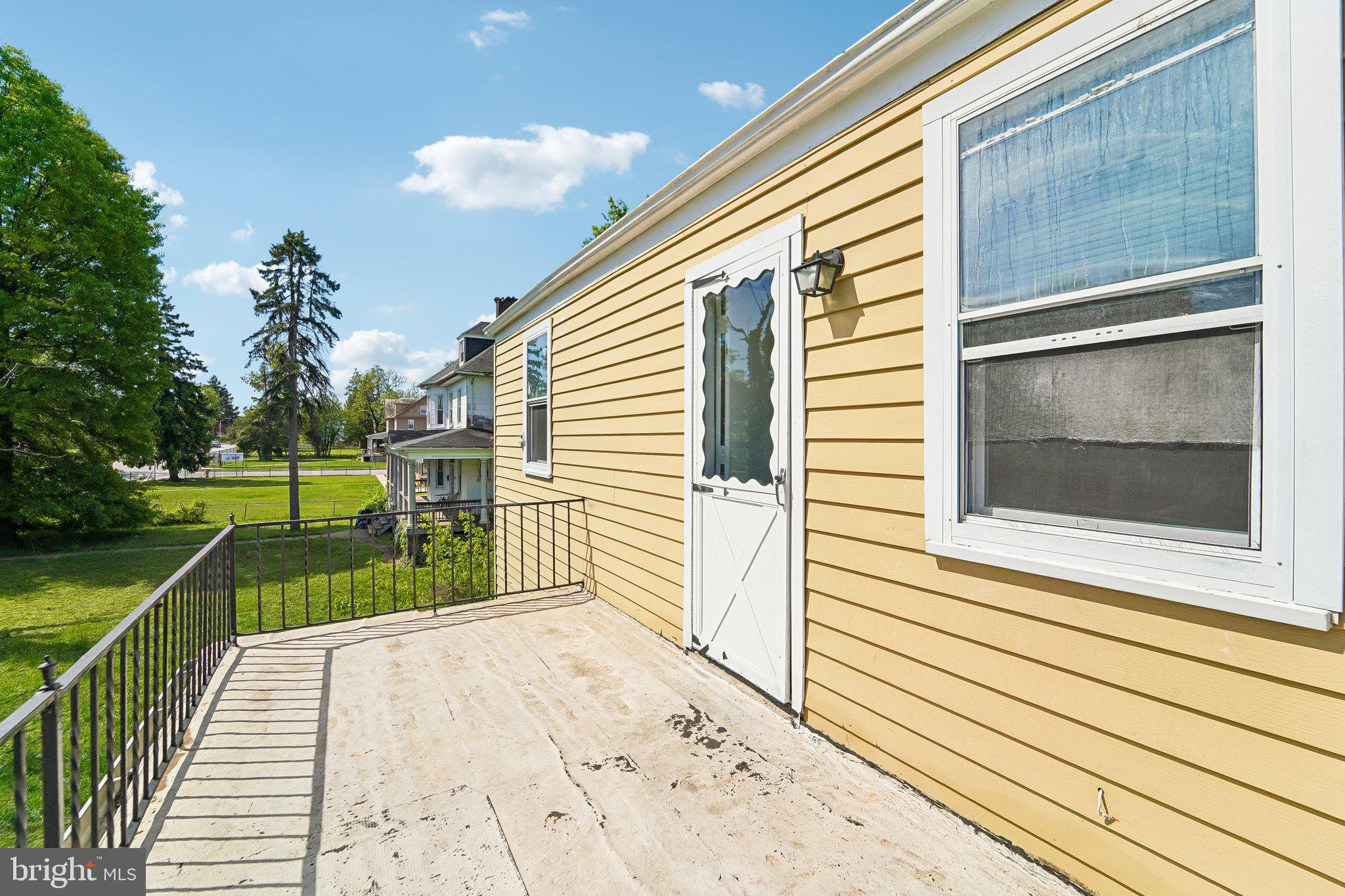 DOLFIELD - Residential Income