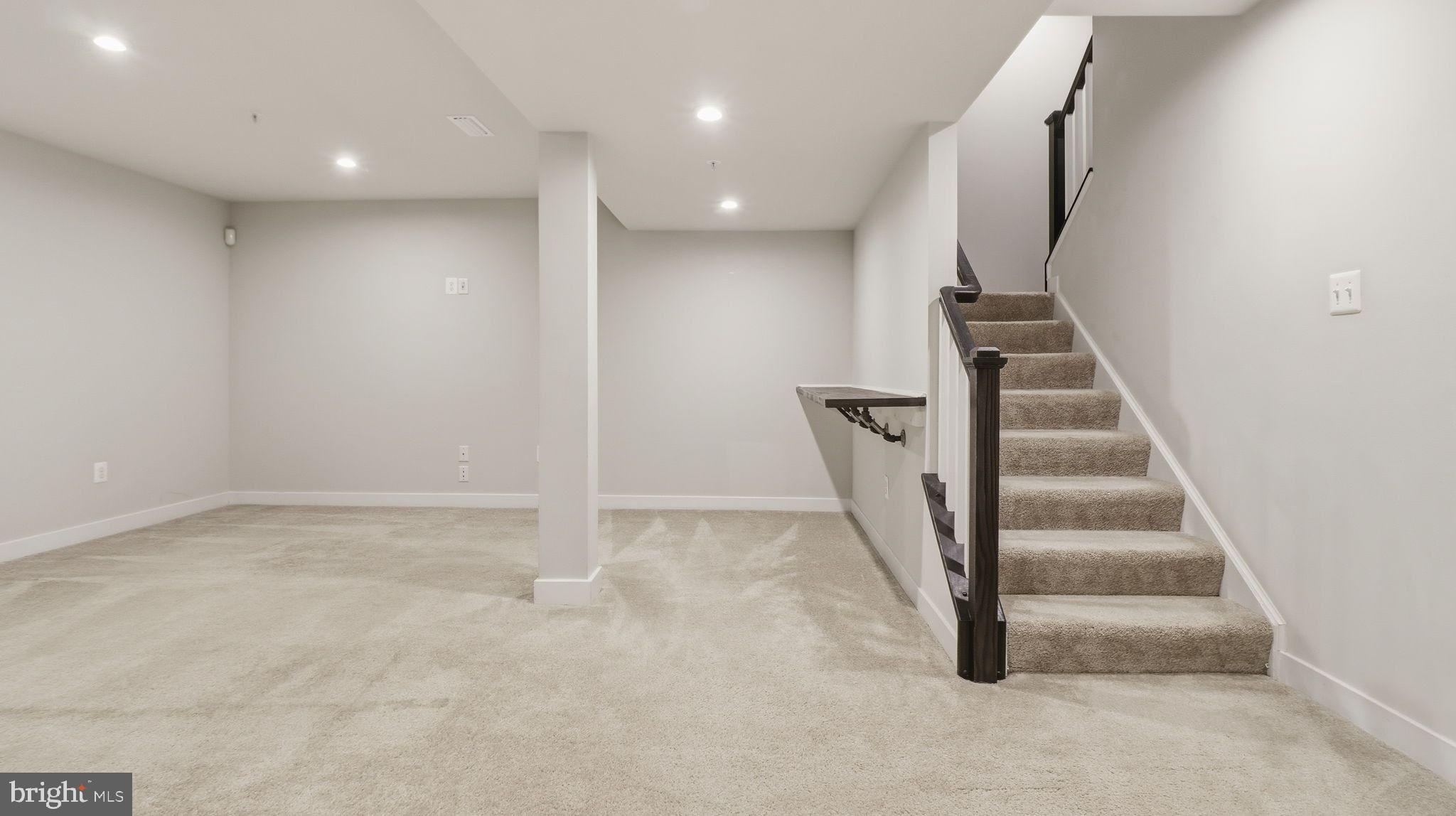 BALLENGER RUN - Residential