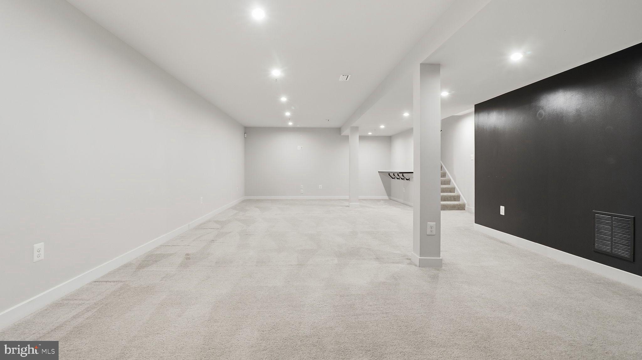 BALLENGER RUN - Residential