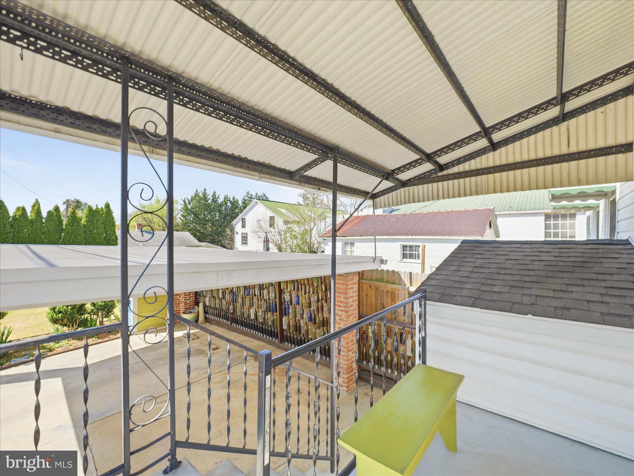 FUNKSTOWN - Residential