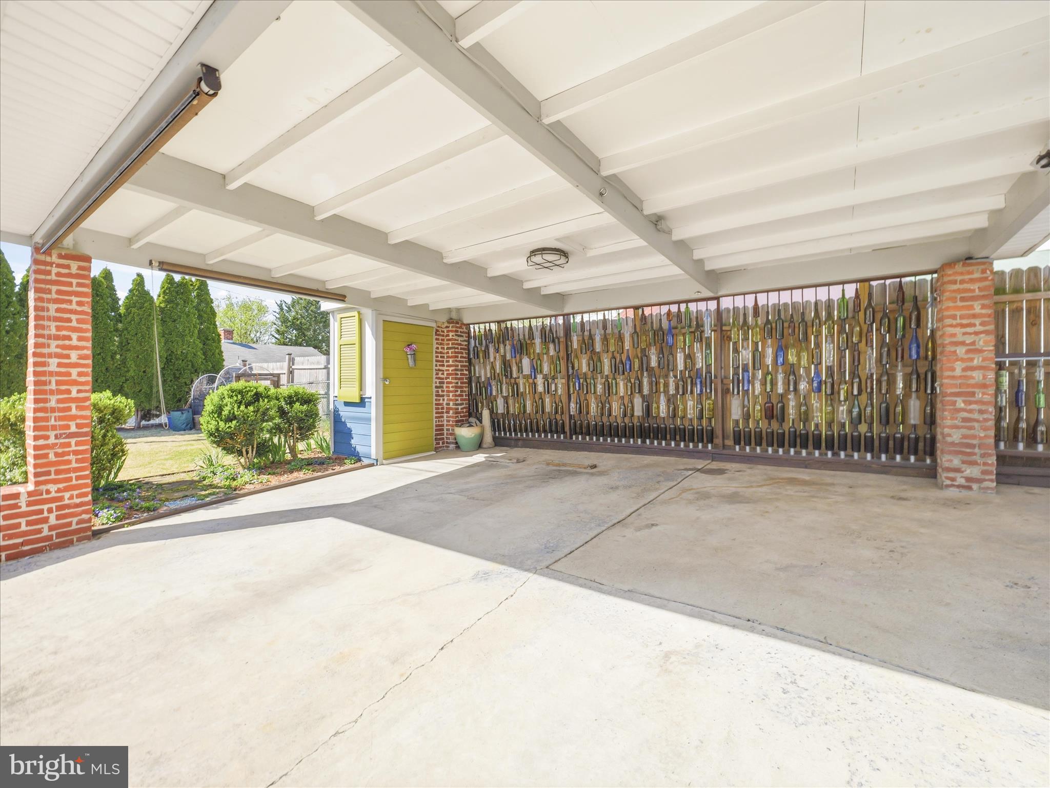 FUNKSTOWN - Residential