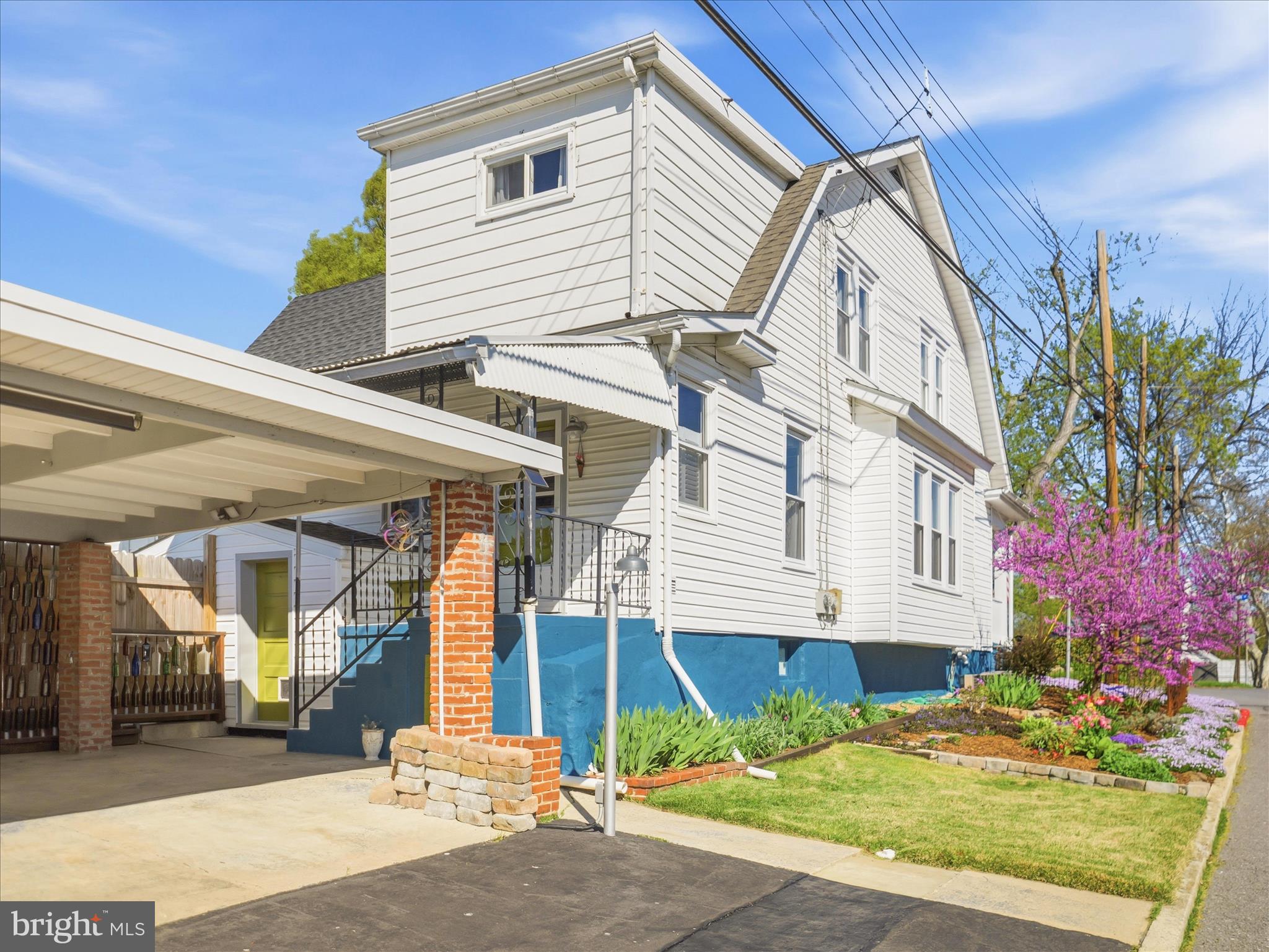 FUNKSTOWN - Residential