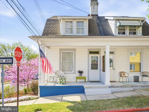 Photo of 14 S High Street, FUNKSTOWN, MD 21734 (MLS # MDWA2035316)