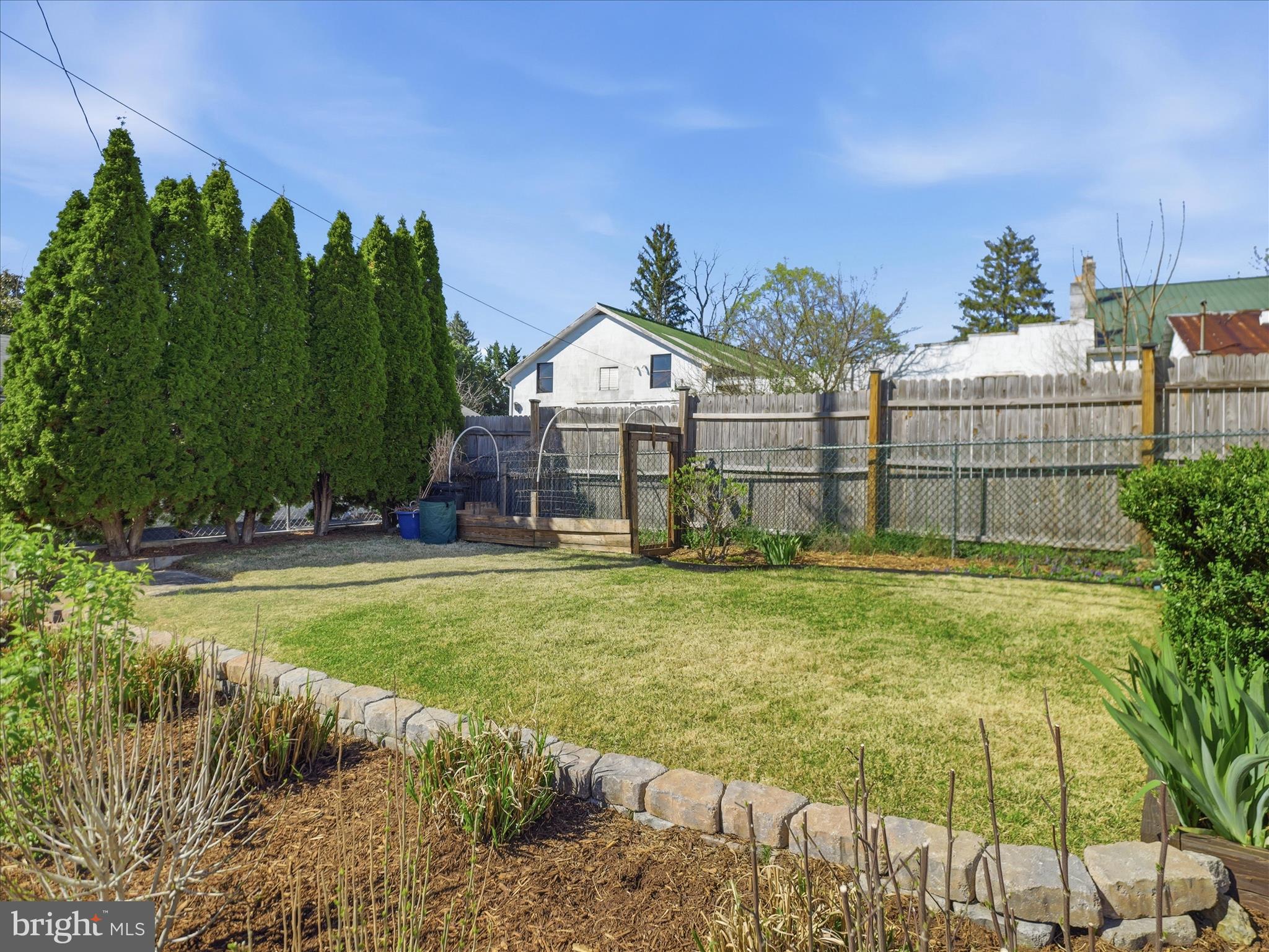 FUNKSTOWN - Residential