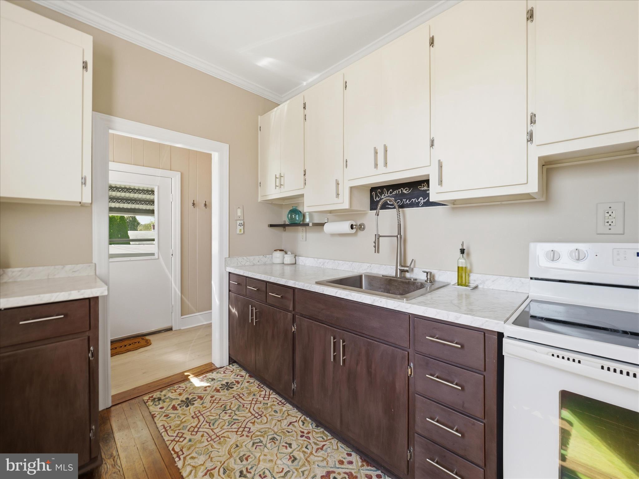 FUNKSTOWN - Residential