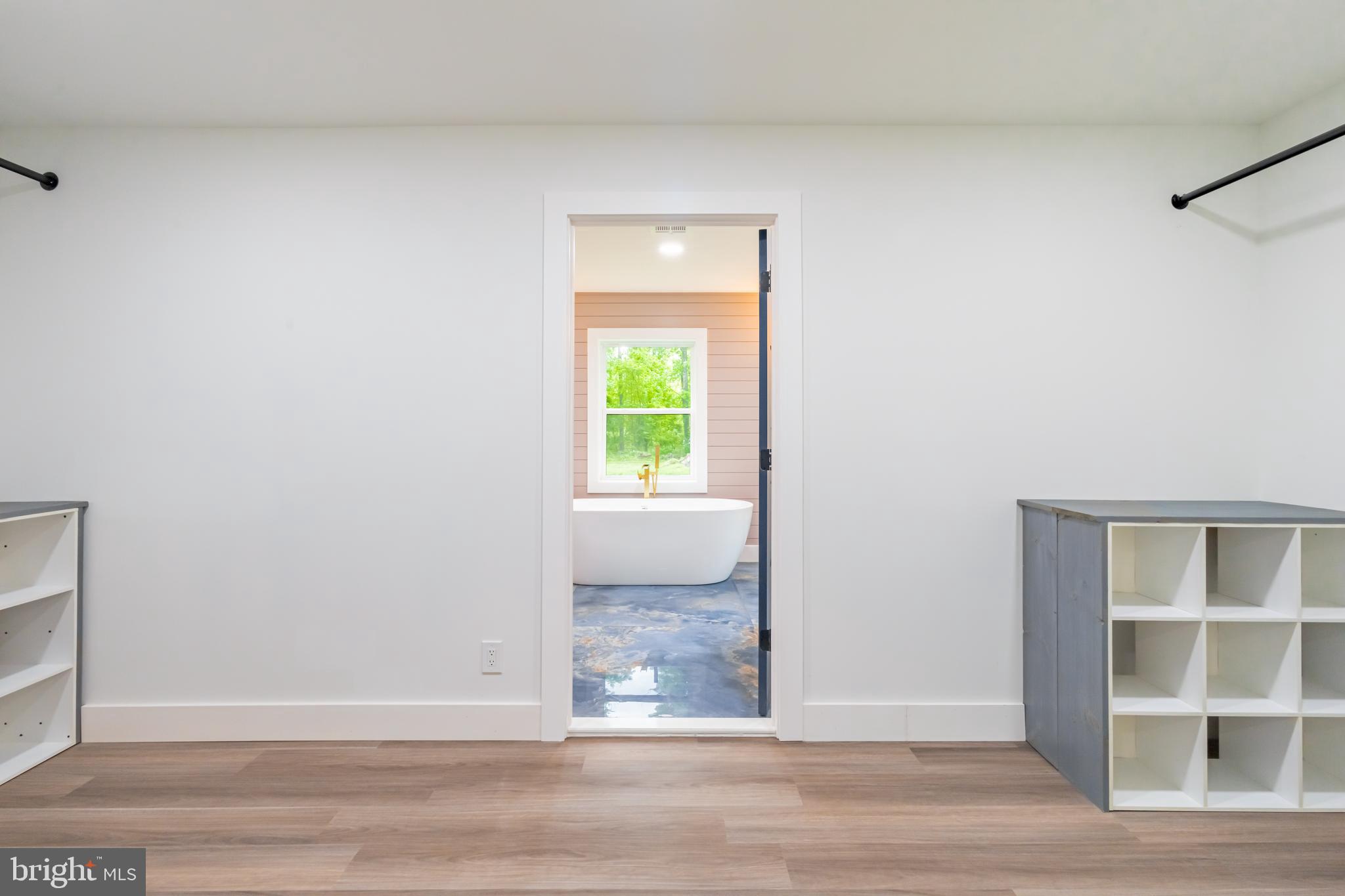 LINTON HILL CHASE - Residential