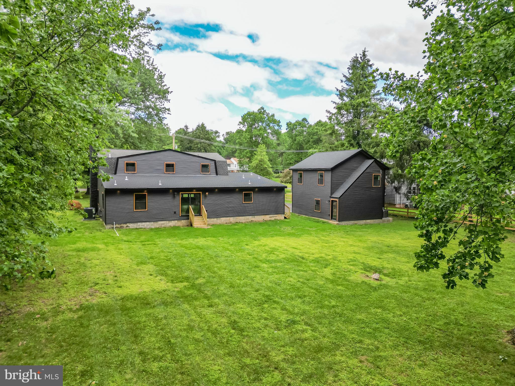 LINTON HILL CHASE - Residential