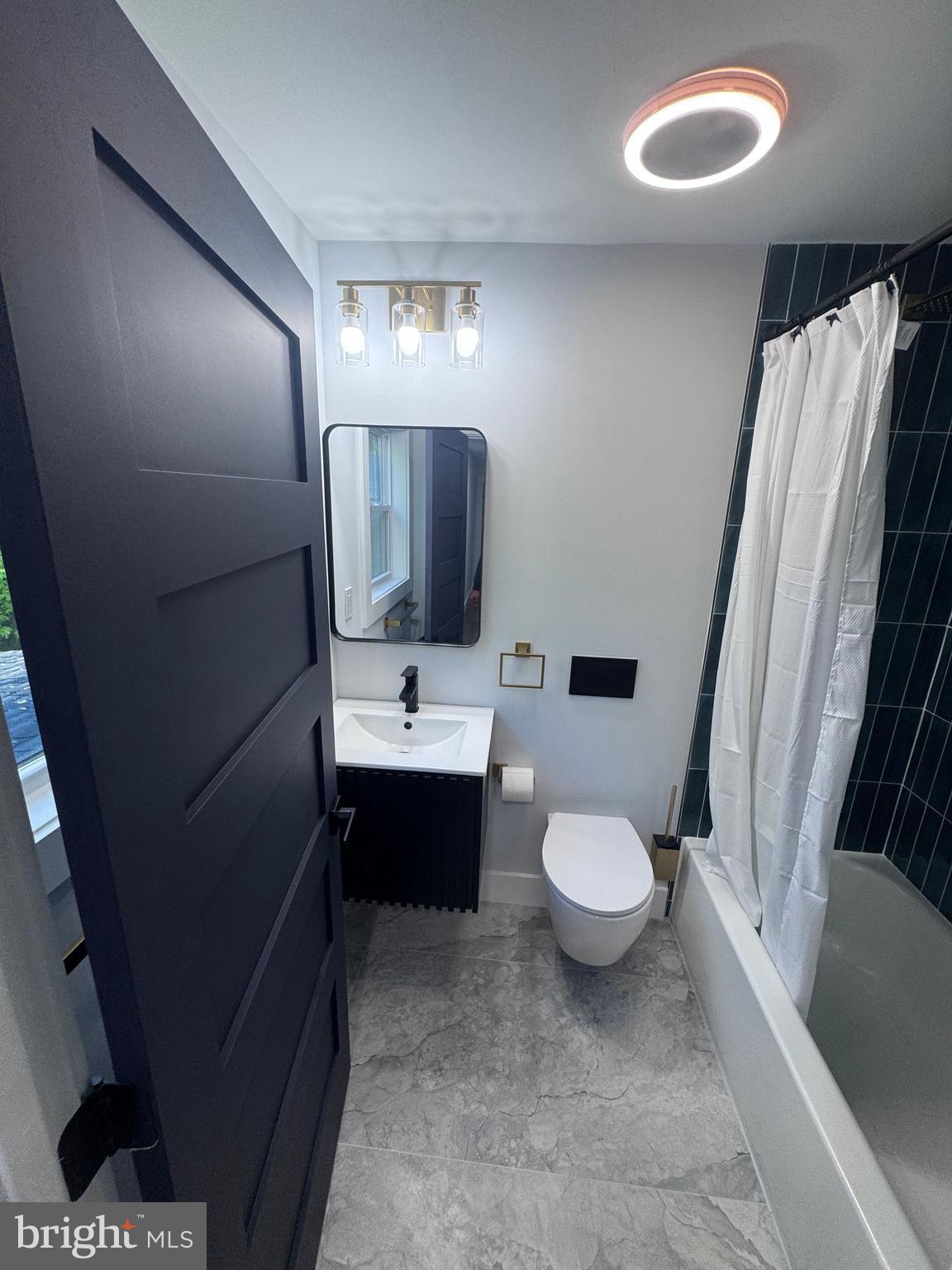 LINTON HILL CHASE - Residential