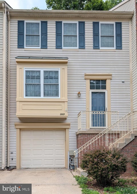Townhouse For Rent - 2665 Worrell Court<br/> Anne Arundel County, CROFTON, MD 21114