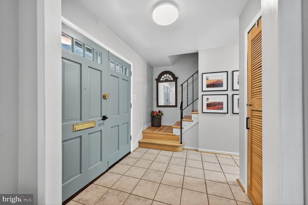 Photo of 6 Clemson Court, ROCKVILLE, MD 20850 (MLS # MDMC2199358)