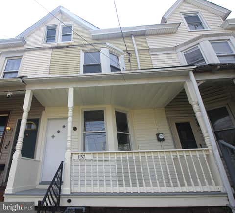 Townhouse For Rent - 1157 Chambers Street<br/> TRENTON, NJ 08610