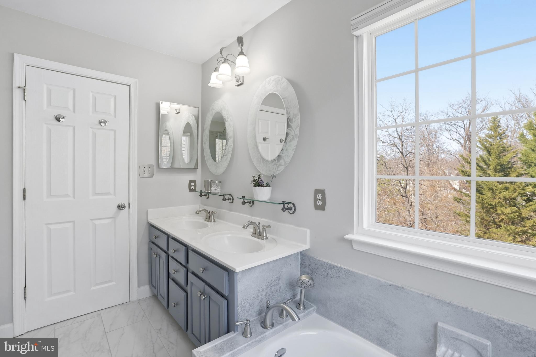 ASHBRIER - Residential