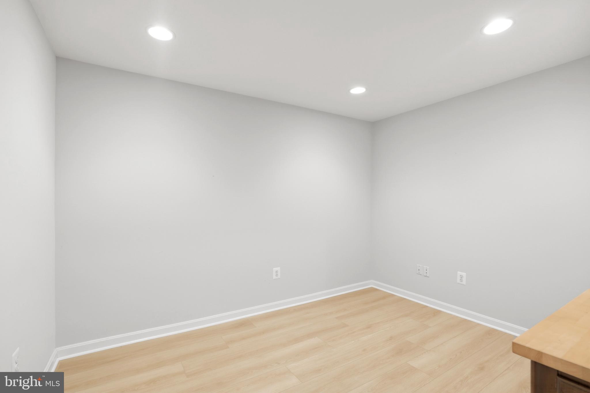 ASHBRIER - Residential