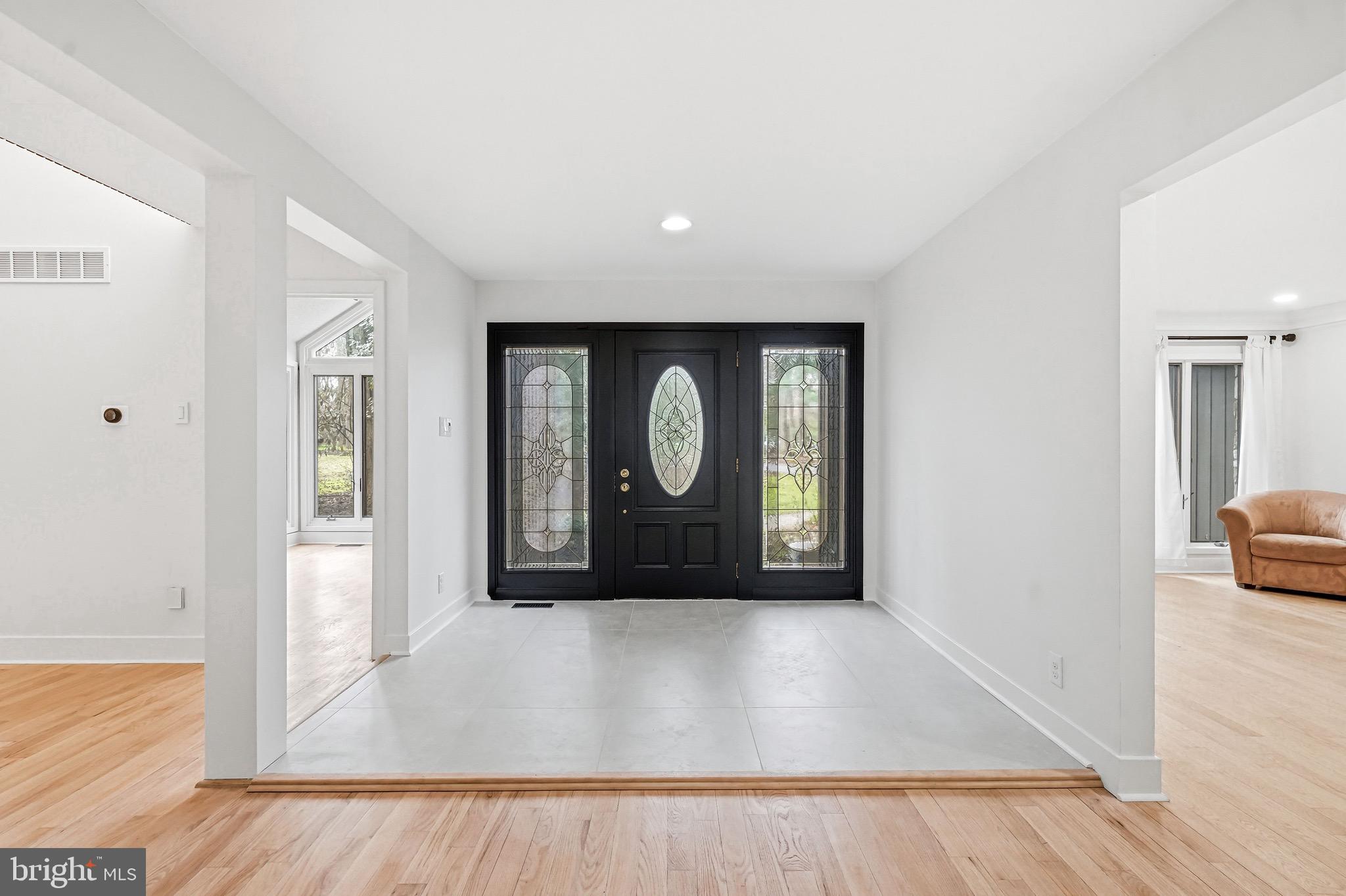1025 RIVERTON ROAD
