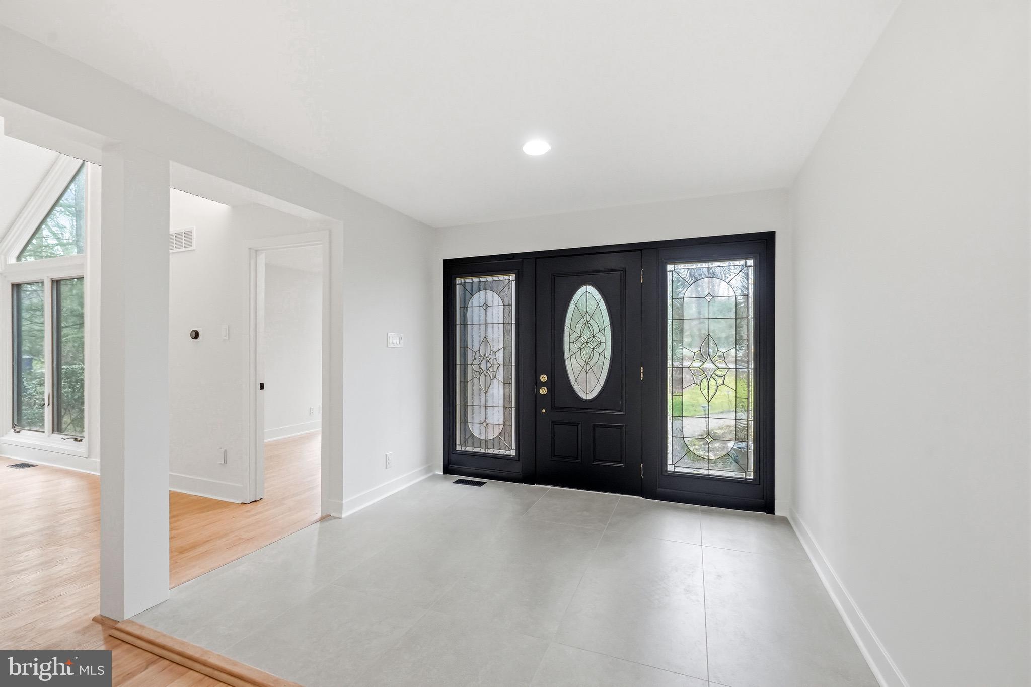 1025 RIVERTON ROAD