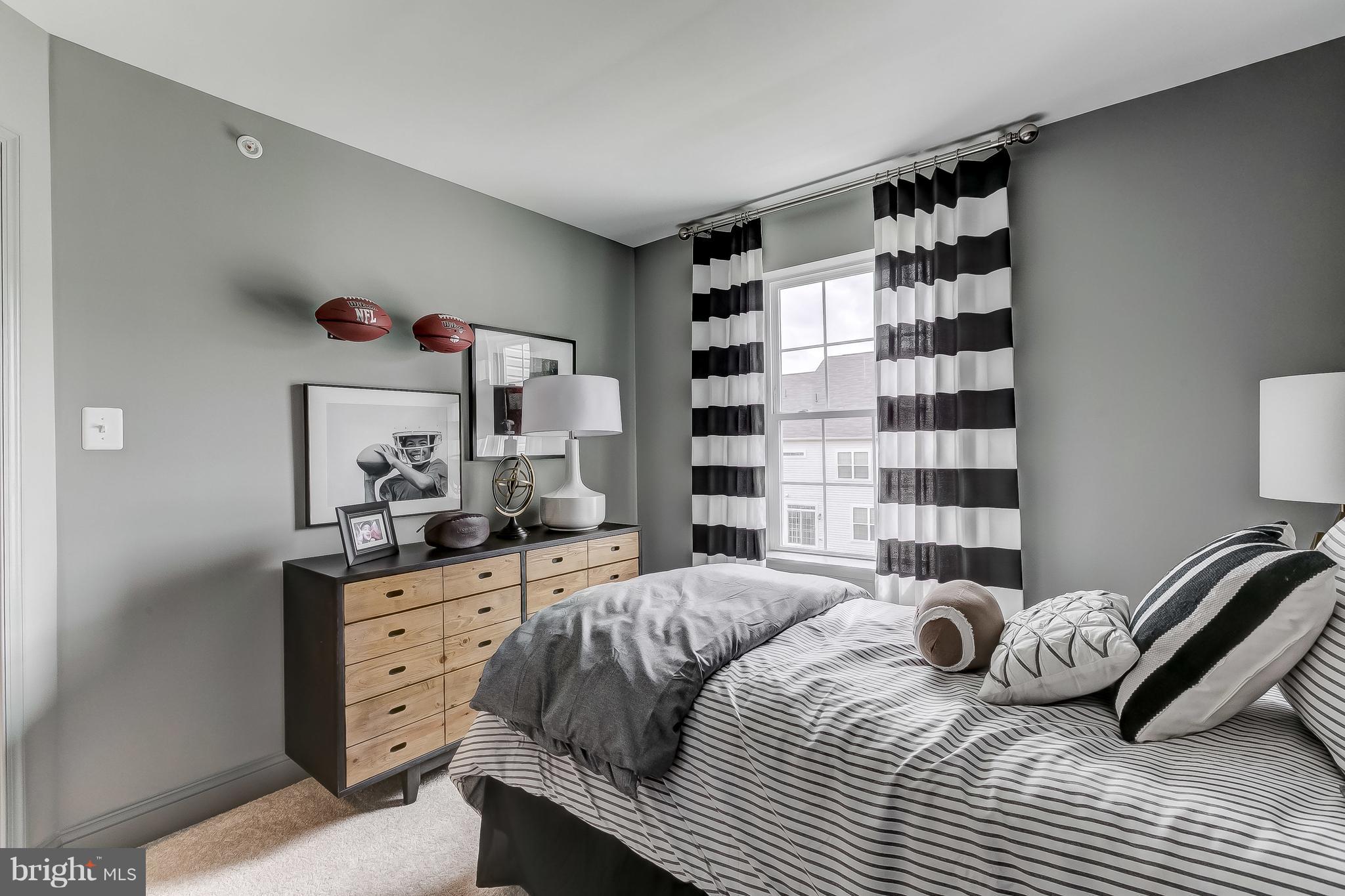 SUMMERFIELD VILLAGE - Residential