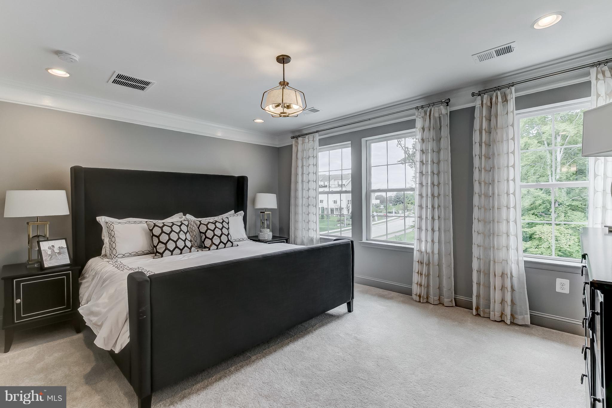 SUMMERFIELD VILLAGE - Residential