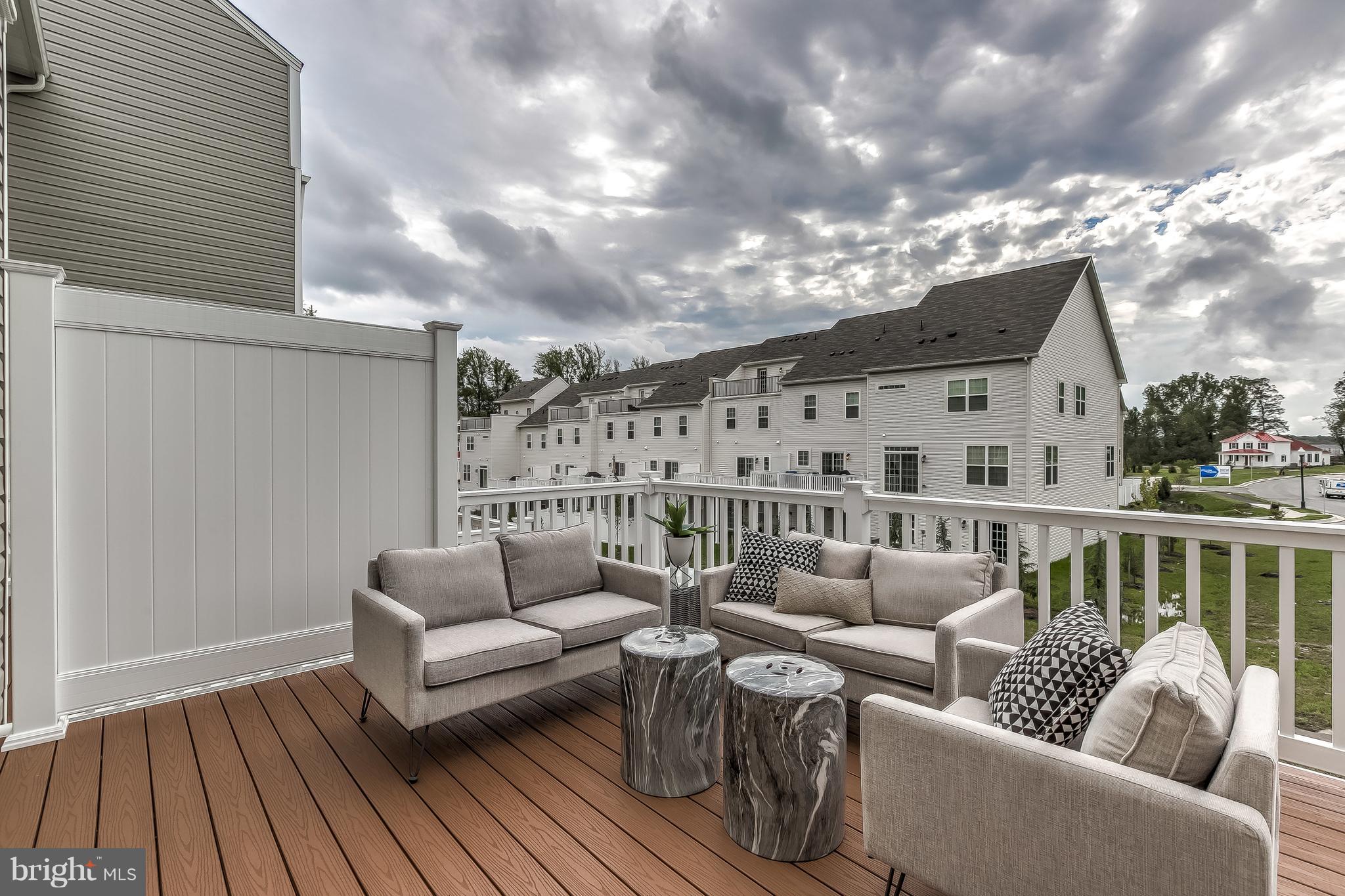 SUMMERFIELD VILLAGE - Residential