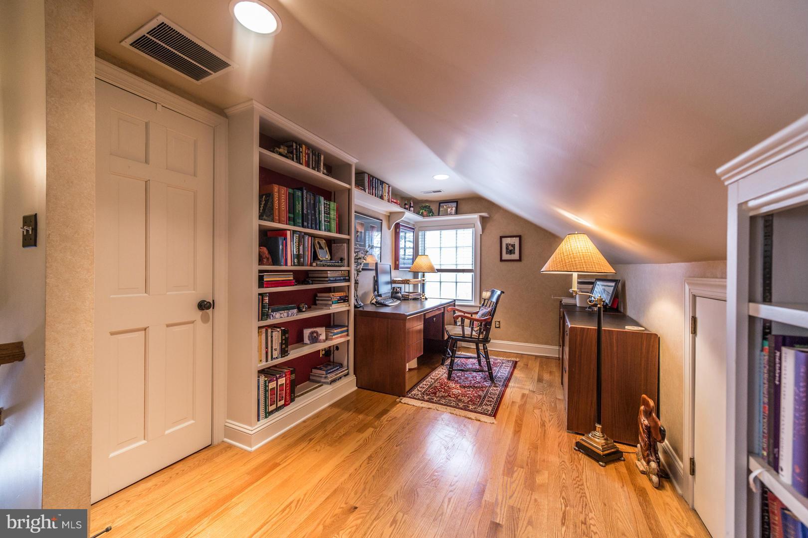 LINSTEAD - Residential