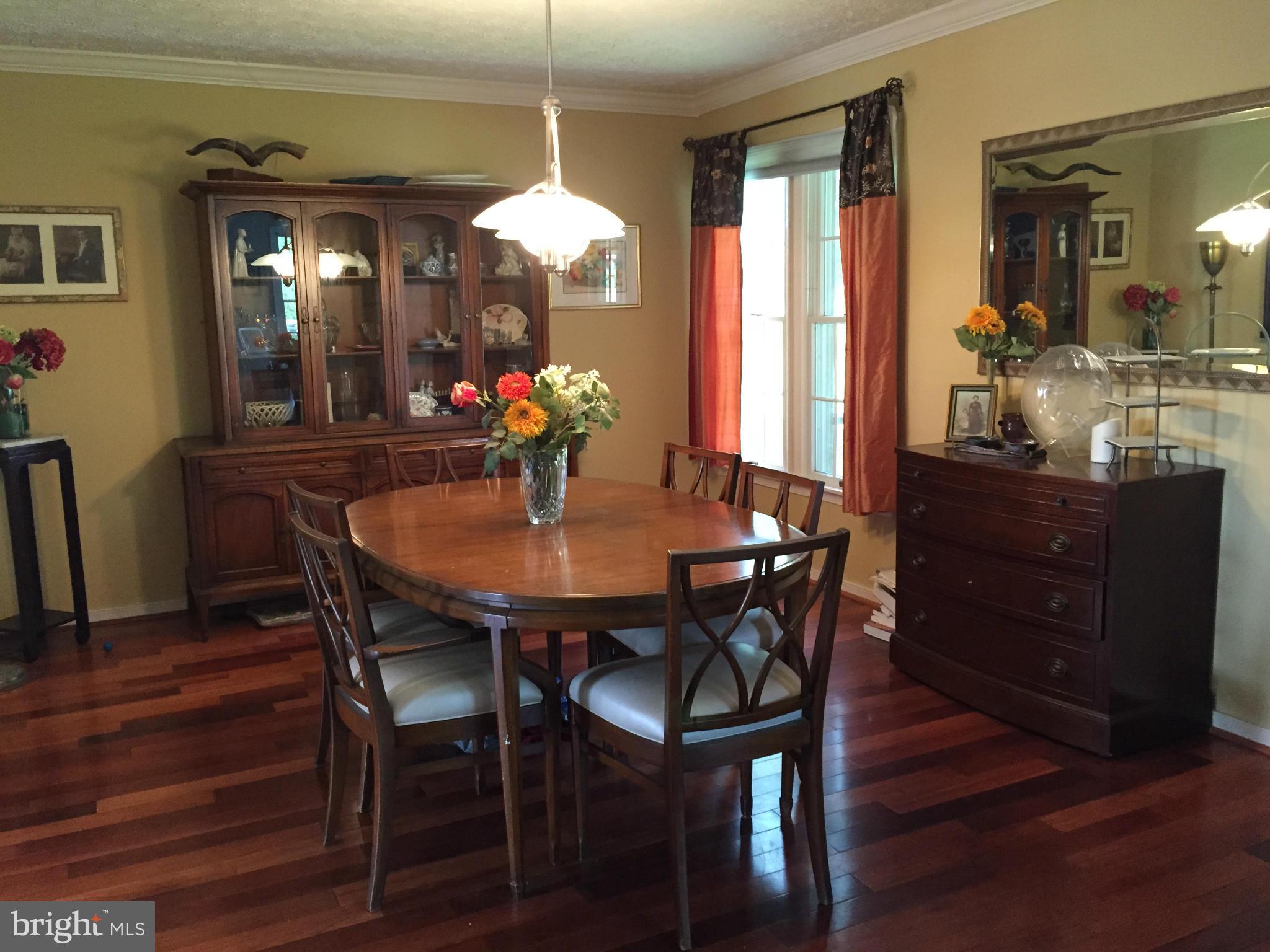 TIMBER GROVE - Residential