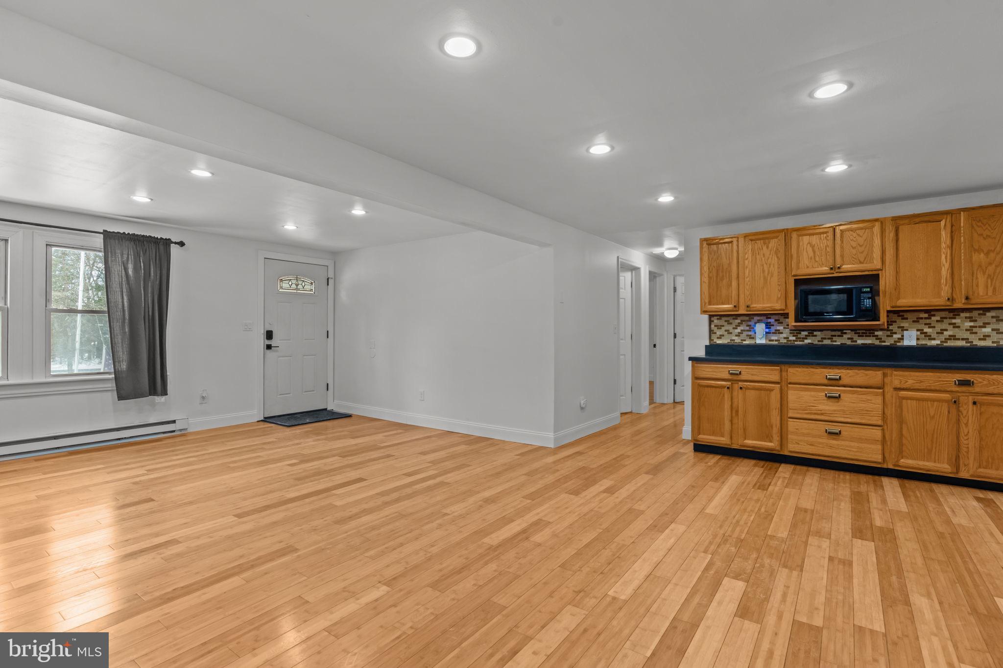 INDIAN MOUNTAIN LAKE - Residential