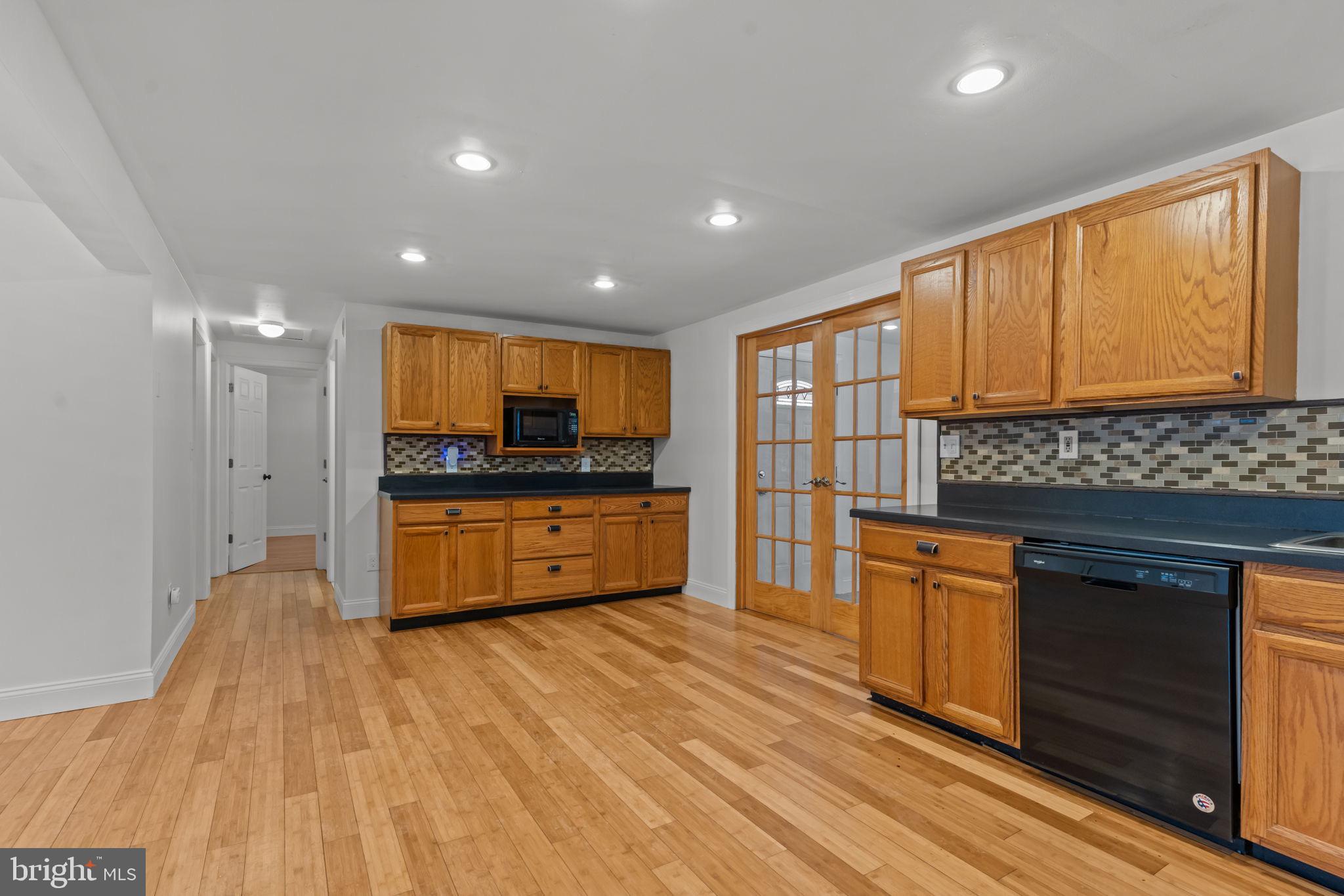 INDIAN MOUNTAIN LAKE - Residential