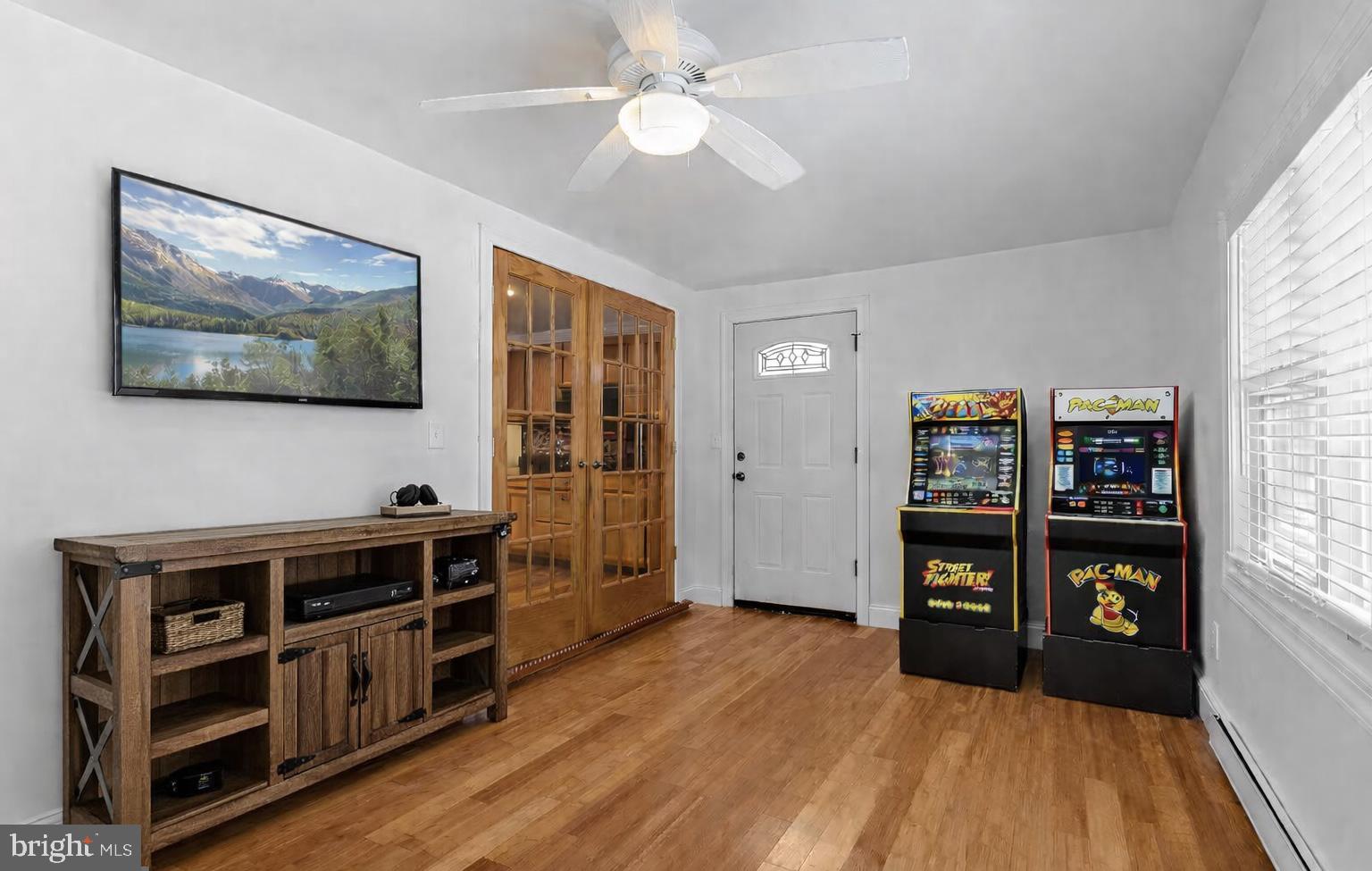 INDIAN MOUNTAIN LAKE - Residential