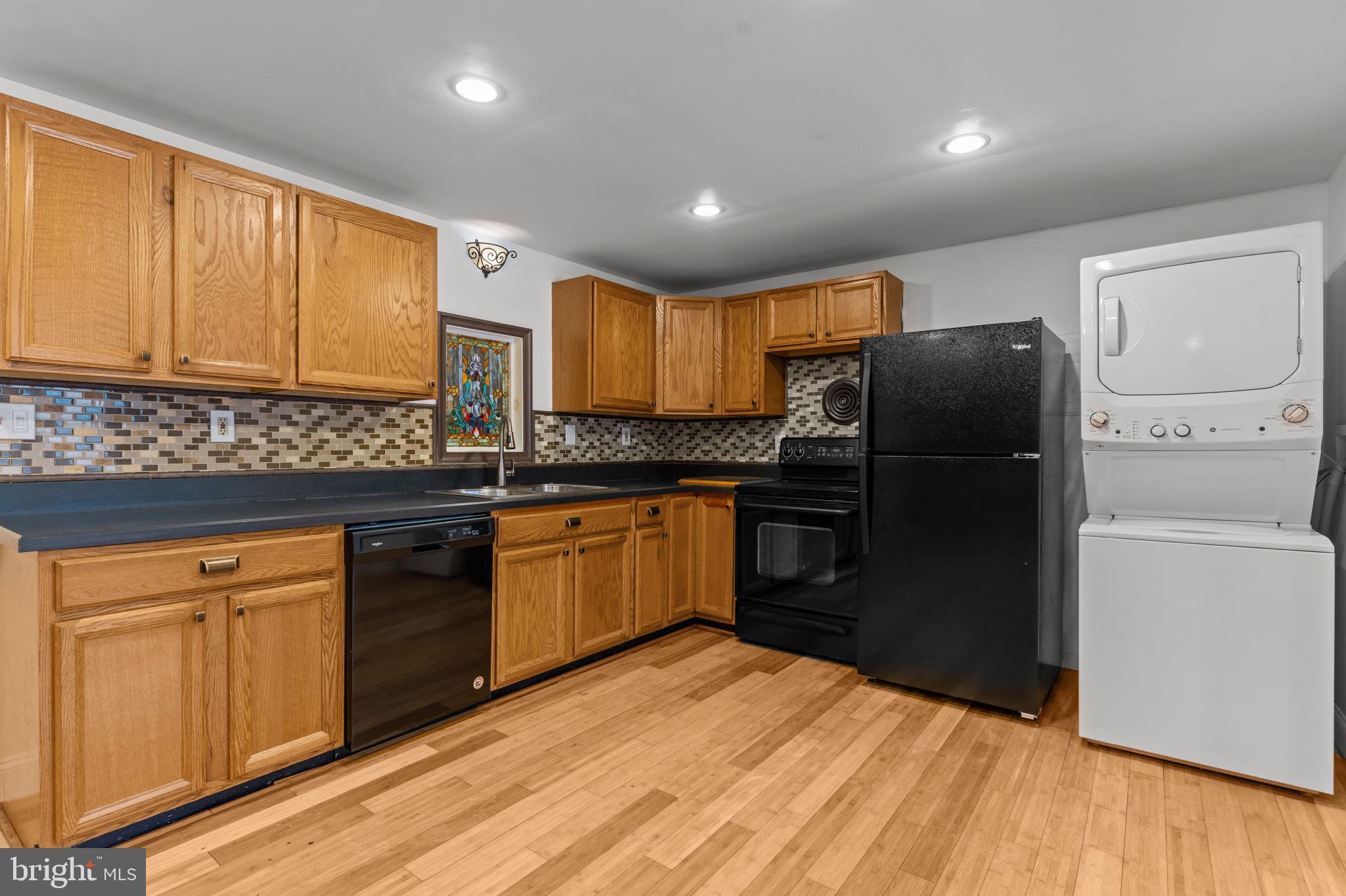 INDIAN MOUNTAIN LAKE - Residential