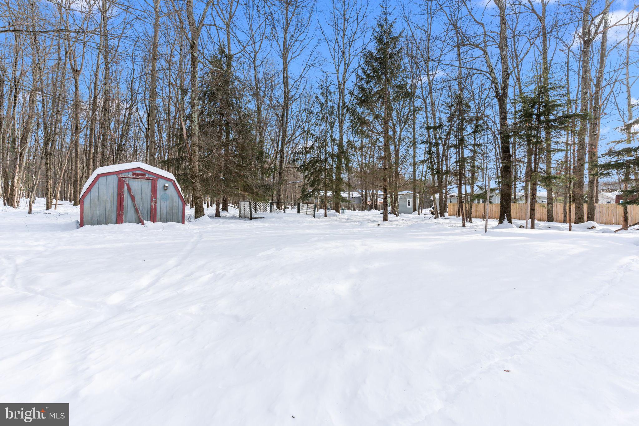 INDIAN MOUNTAIN LAKE - Residential