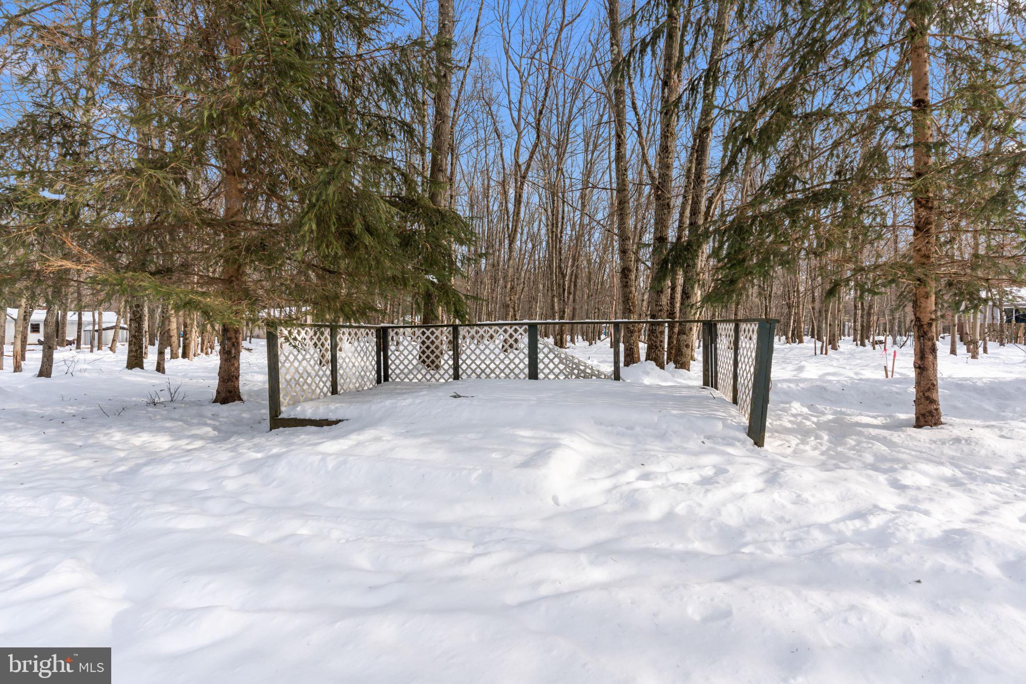 INDIAN MOUNTAIN LAKE - Residential
