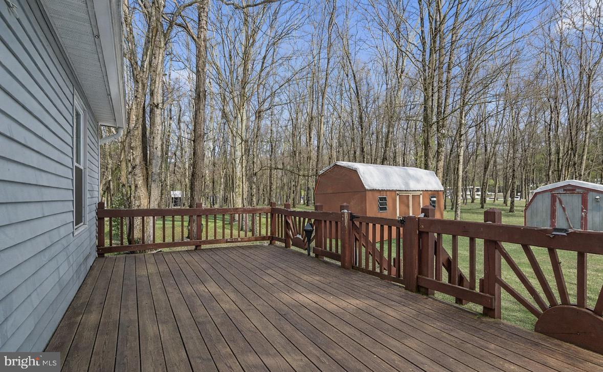 INDIAN MOUNTAIN LAKE - Residential