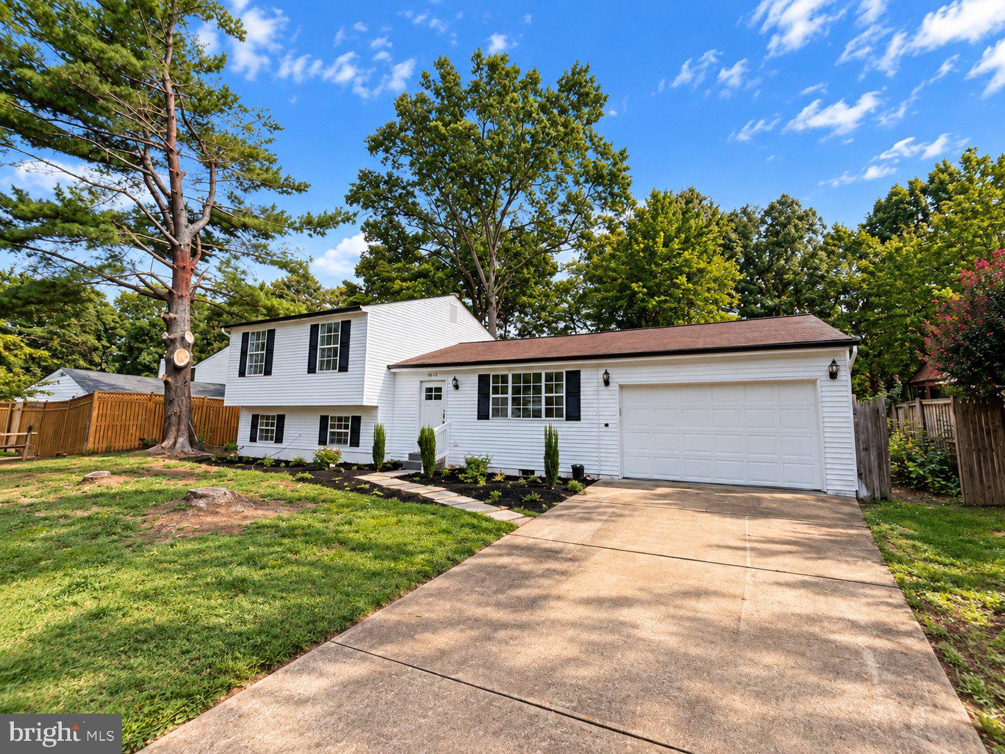 6613 BESTWICKE COURT