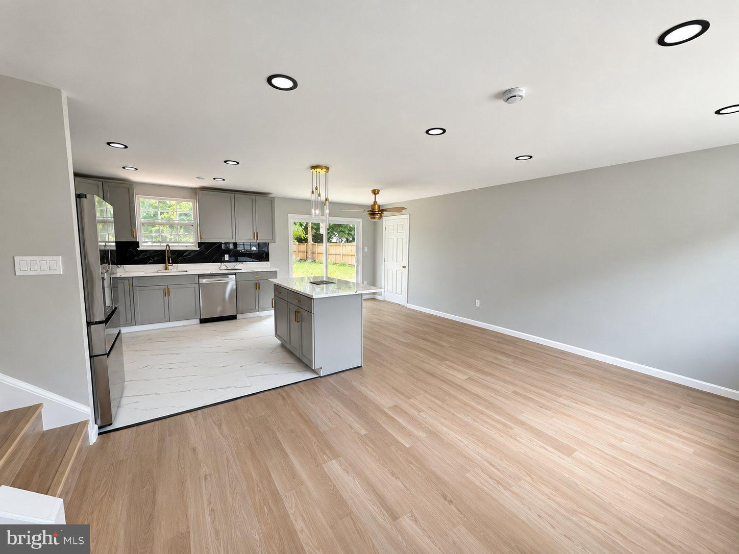 6613 BESTWICKE COURT