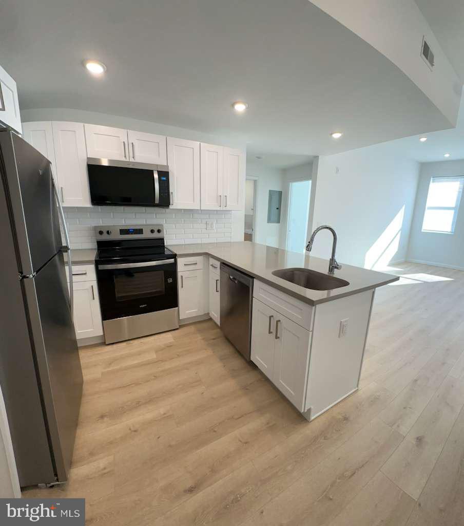 FOX CHASE - Residential Lease