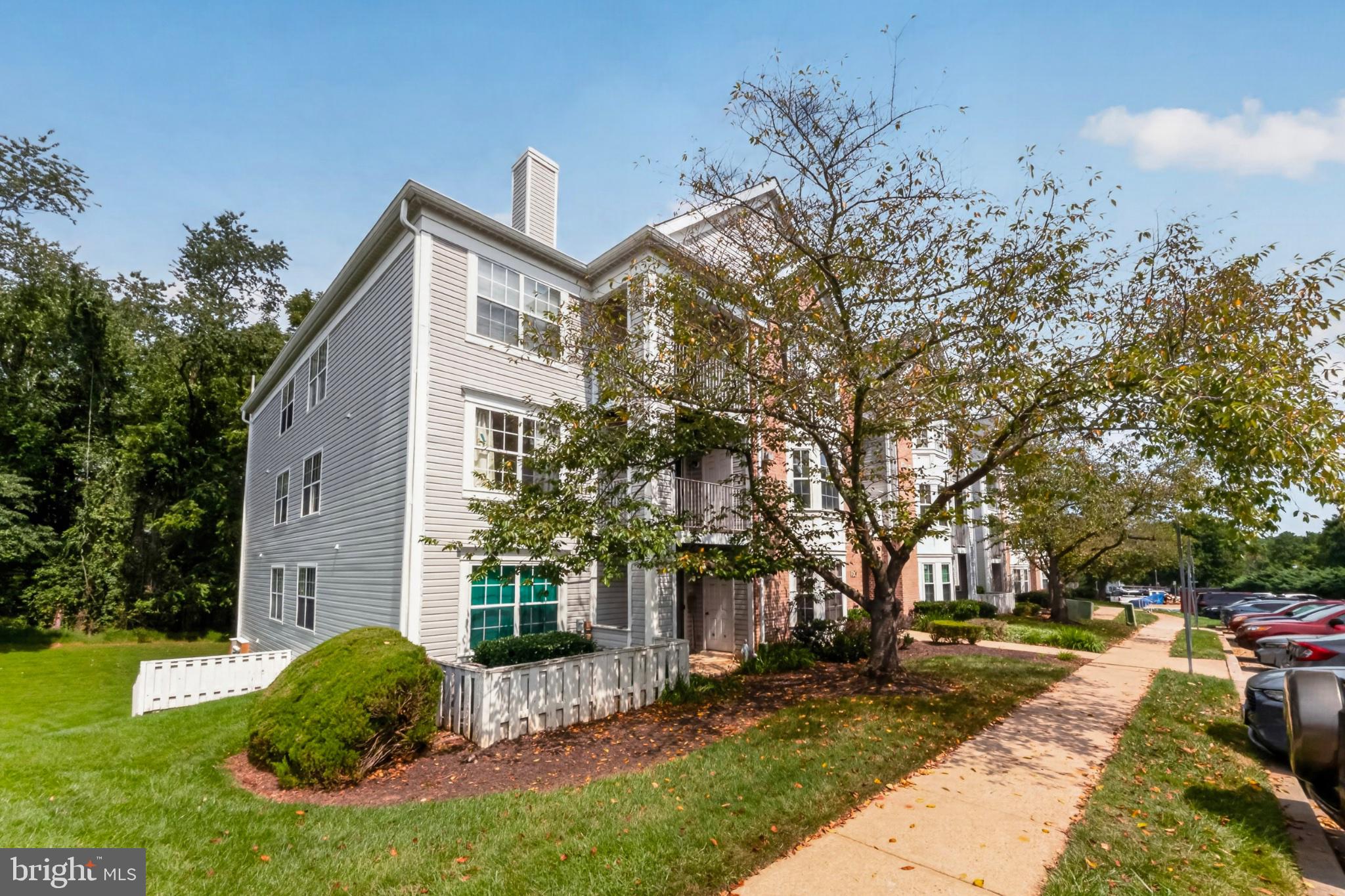 520 KENNINGTON ROAD 520